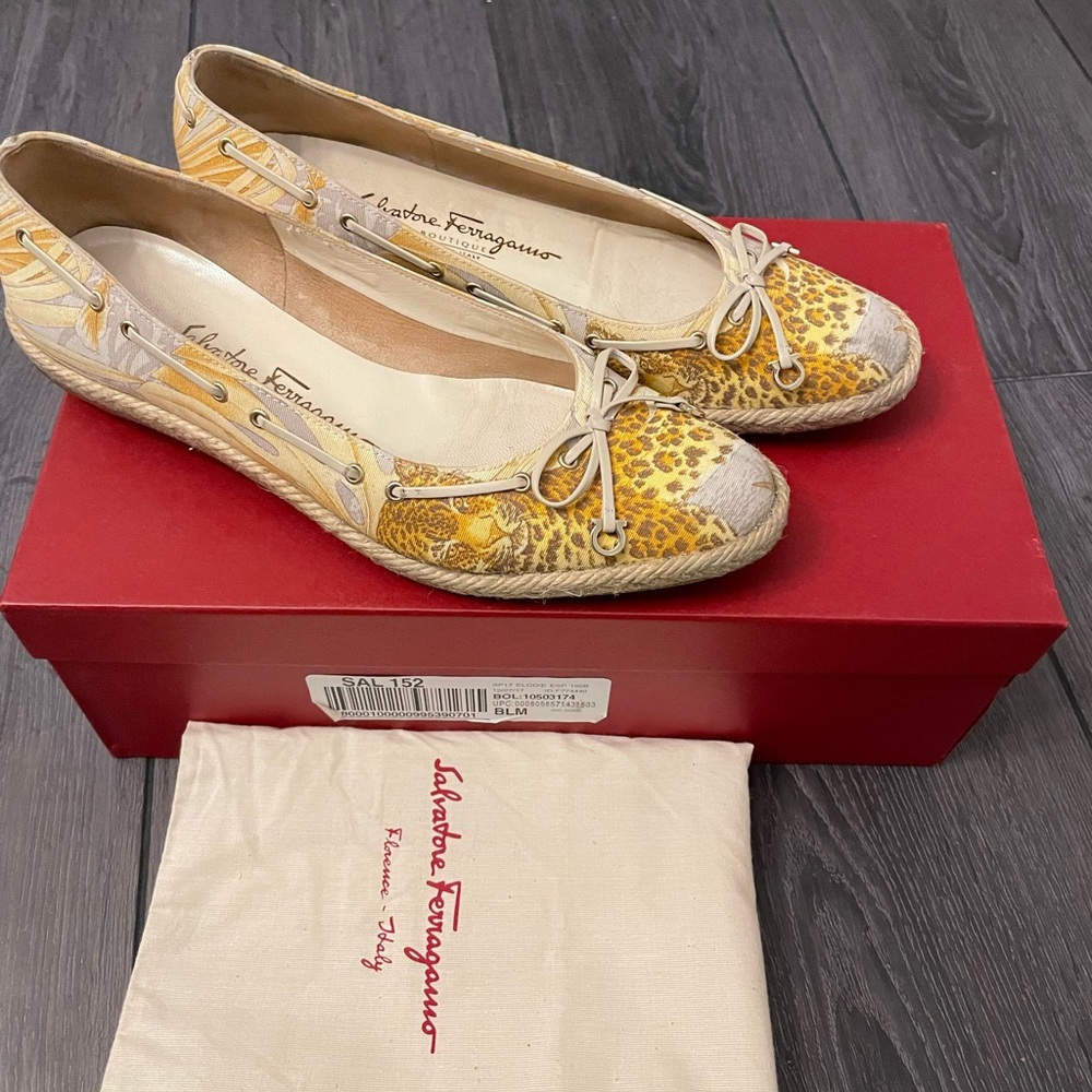 Rare Salvatore Ferragamo Jungle Print espadrilles Slip-on 6.5B